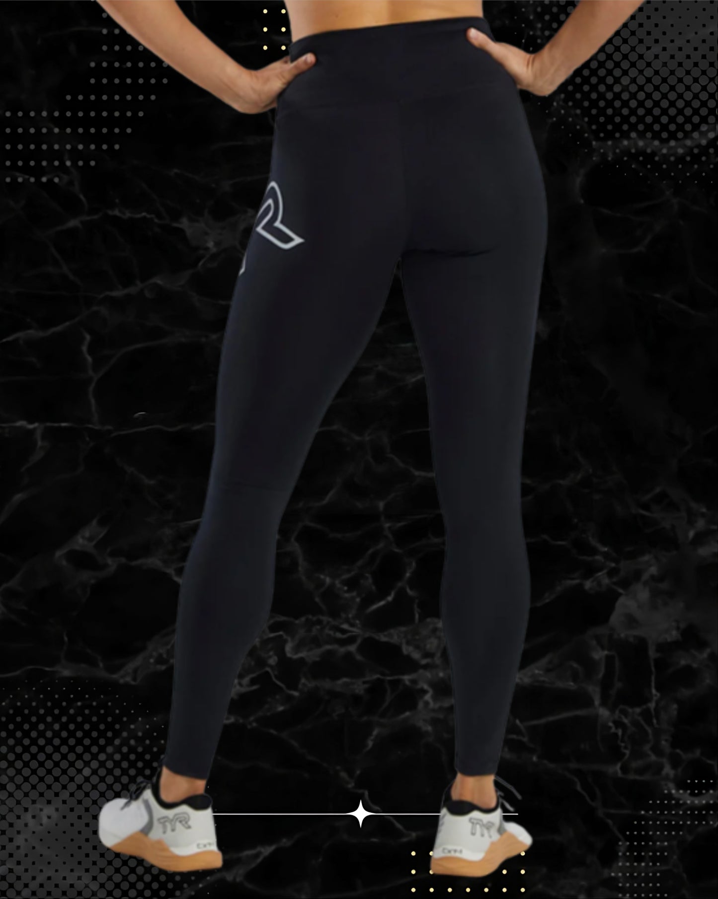 TYR Base Kinetic™ Women's High-Rise 28" Logo Leggings - Solid* BLACK 001)