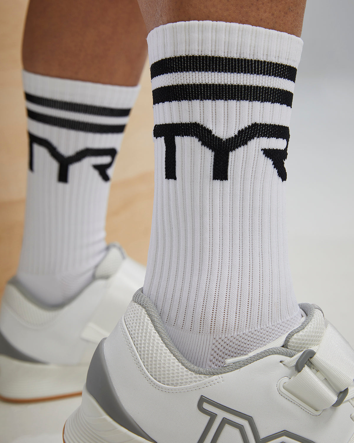 TYR Crew Socks (White/Black)