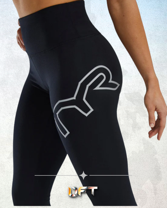 TYR Base Kinetic™ Women's High-Rise 28" Logo Leggings - Solid* BLACK 001)