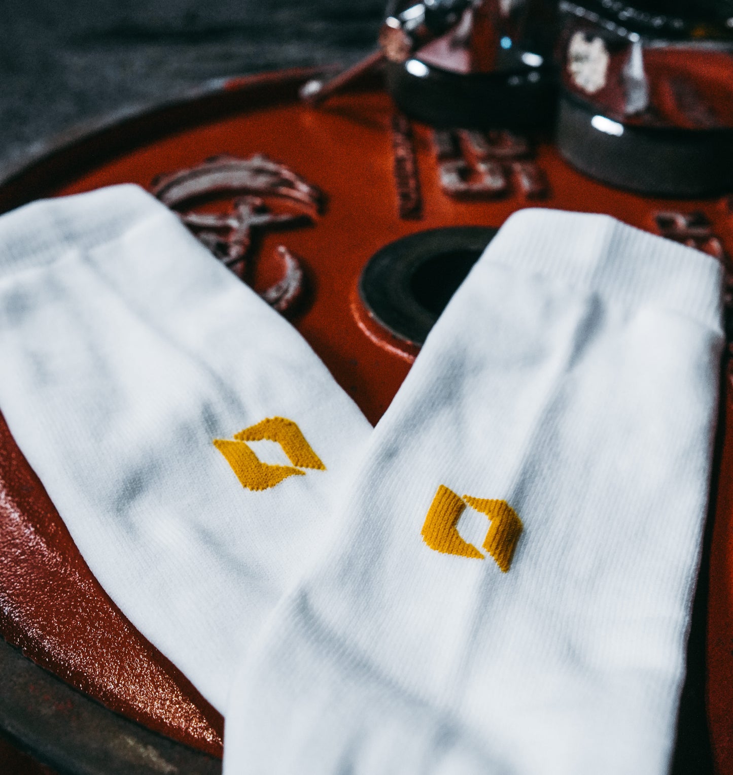 L1FT Performance Deadlift Socks 2.0 White/Gold